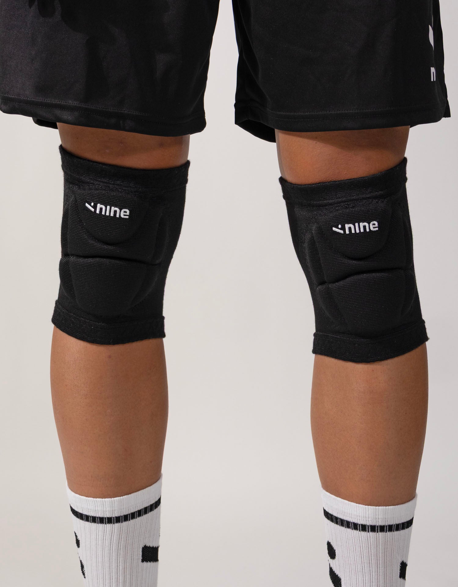 Short Professional Knee Pads Dash-thumbmail-5