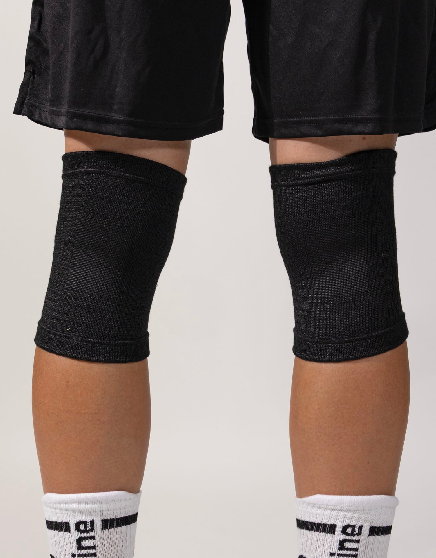 Short Professional Knee Pads Dash-thumbmail-9