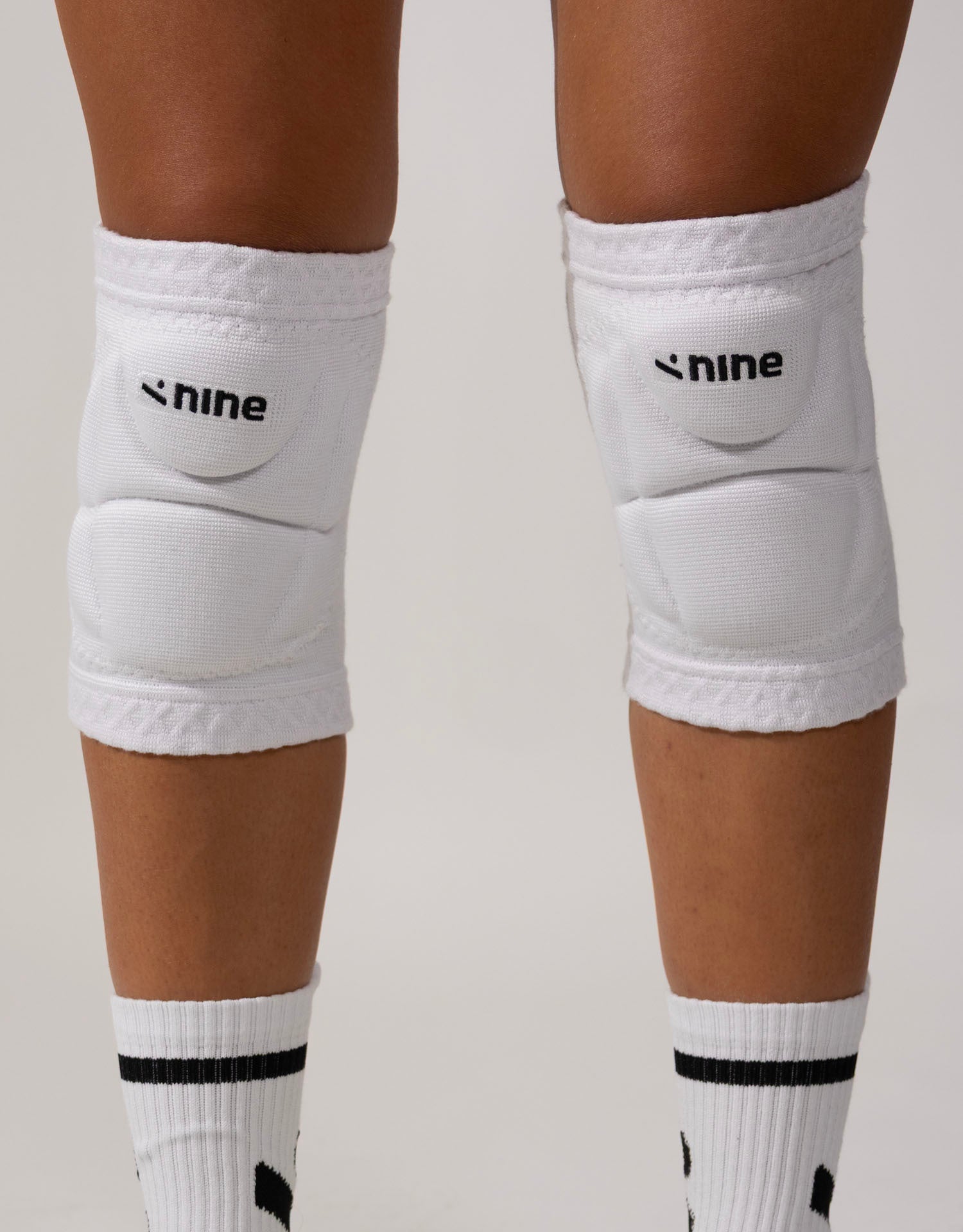 Short Professional Knee Pads Dash-thumbmail-6