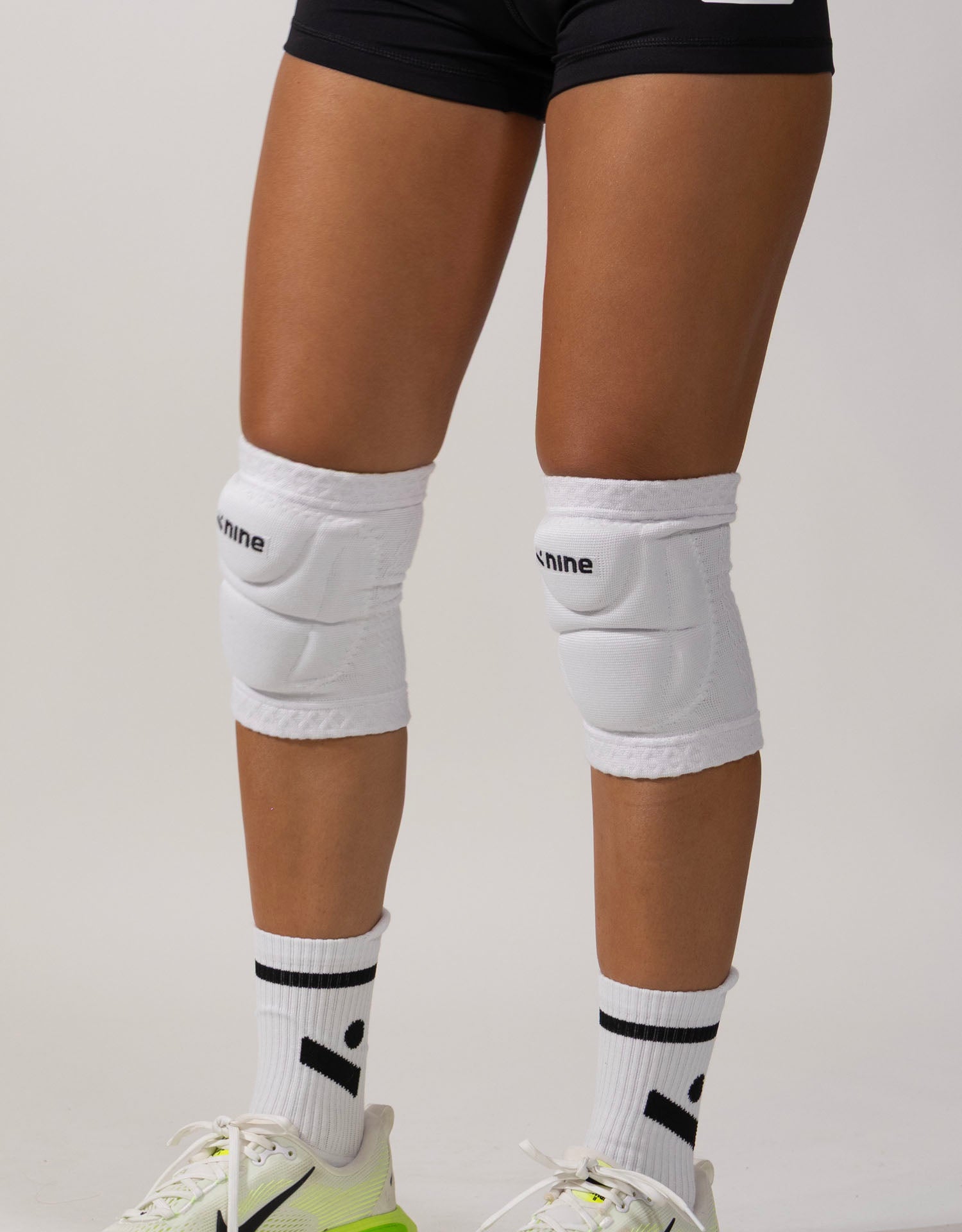 Short Professional Knee Pads Dash-thumbmail-13