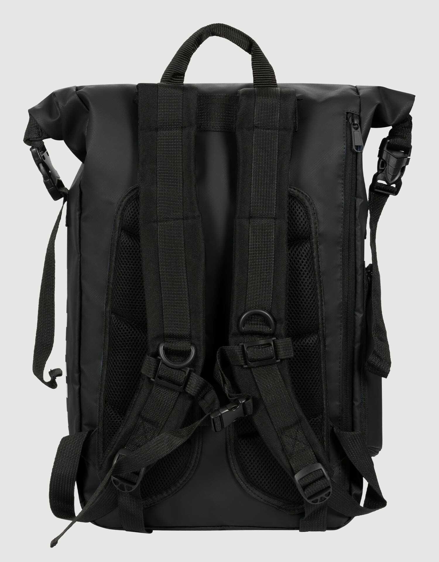 Water-resistant Backpack Ora – ninesquared.team